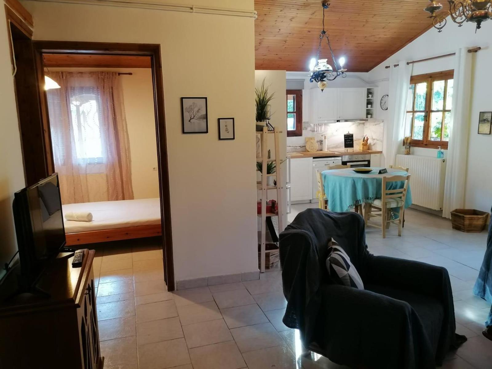 Tota'S Family House, 4 Min Walk To The Beach Levendokhórion Exterior foto