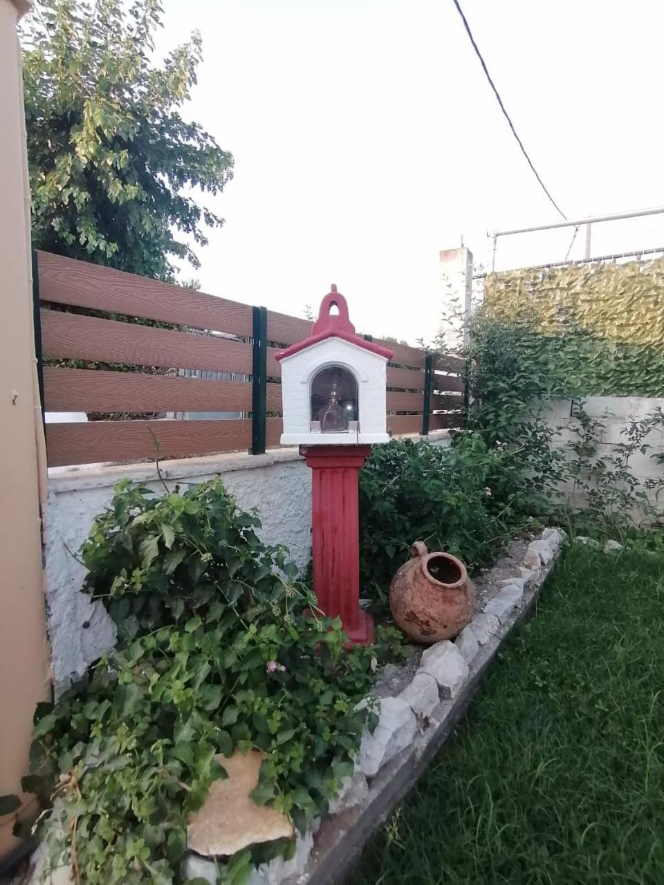 Tota'S Family House, 4 Min Walk To The Beach Levendokhórion Exterior foto